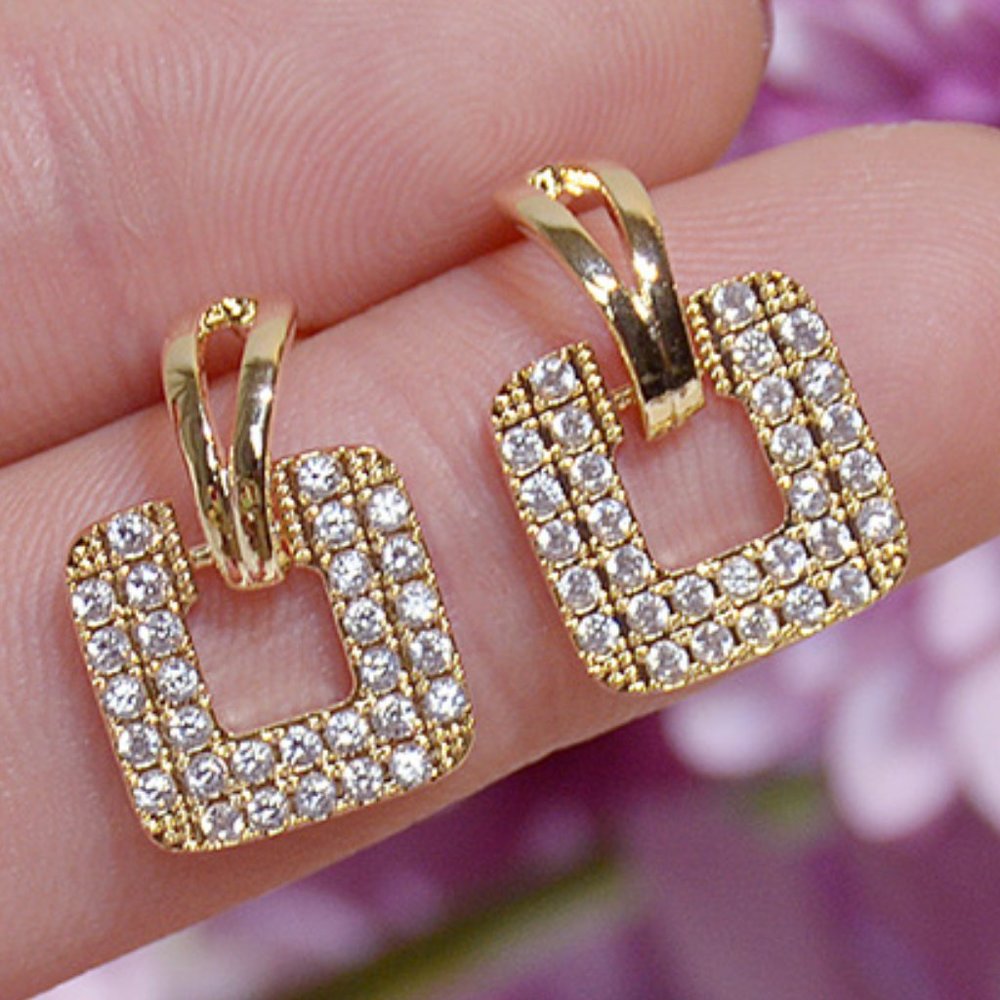 NEW 14K Gold Plated Round Diamond Square Earrings